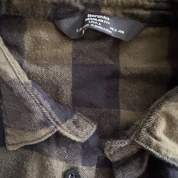 Bershka flannel L - Picture 2 of 2